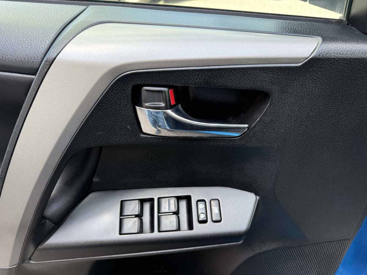 Used 2017 Toyota RAV4 XLE image 25