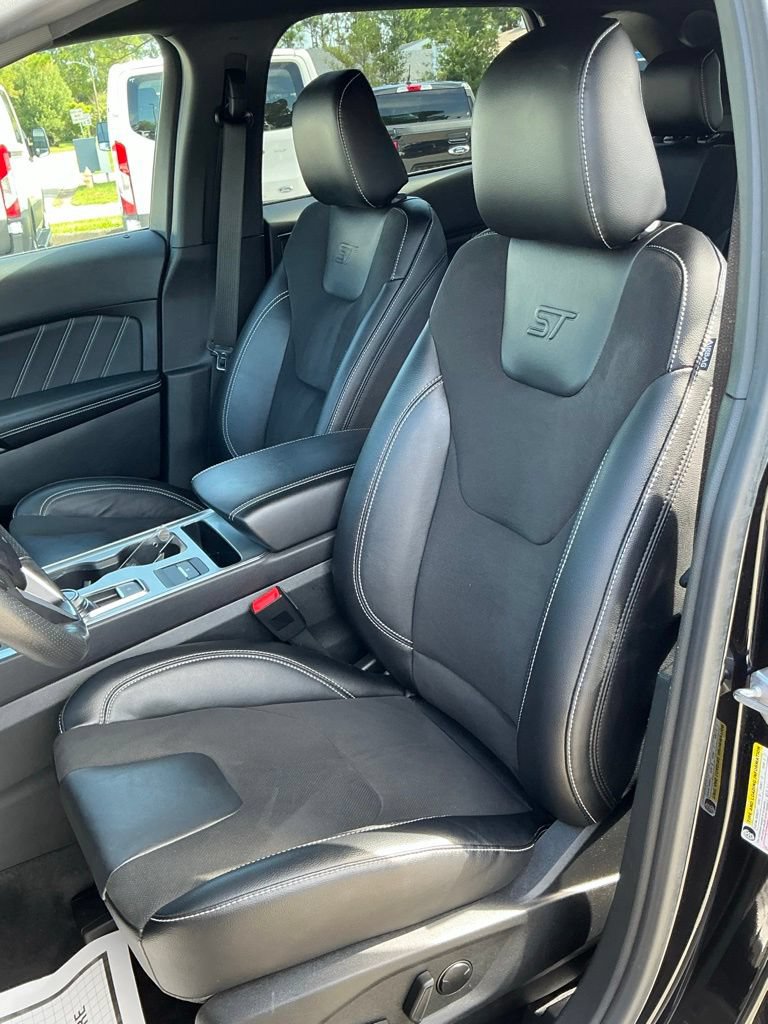 Certified 2023 Ford Edge ST AWD/4WD image 33