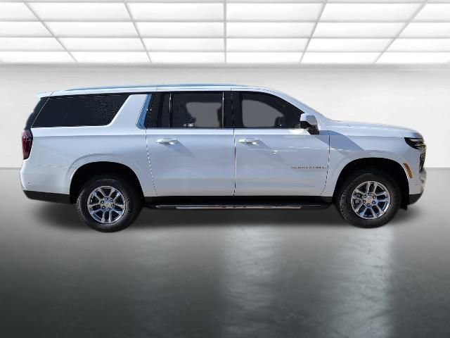 New 2026 Chevrolet Suburban LS AWD/4WD image 32