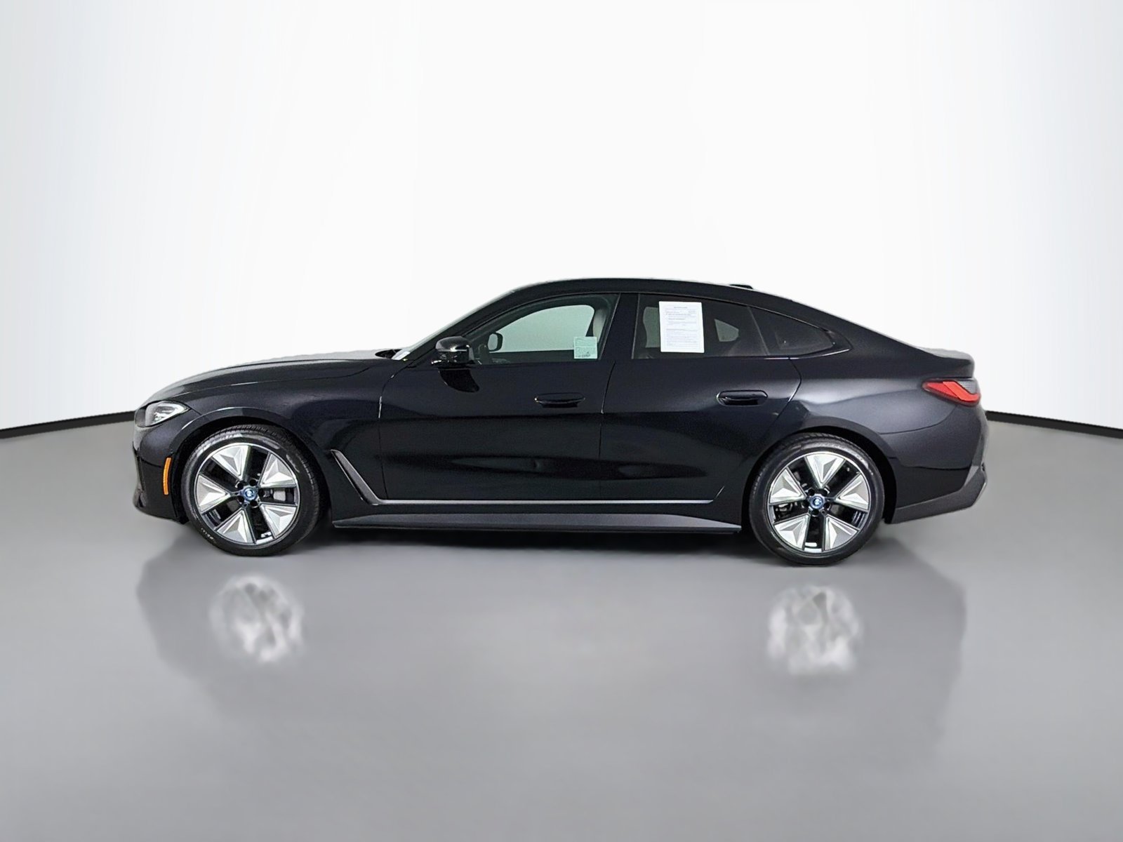 Certified 2023 BMW i4 eDrive40 w/ Premium Package RWD image 4