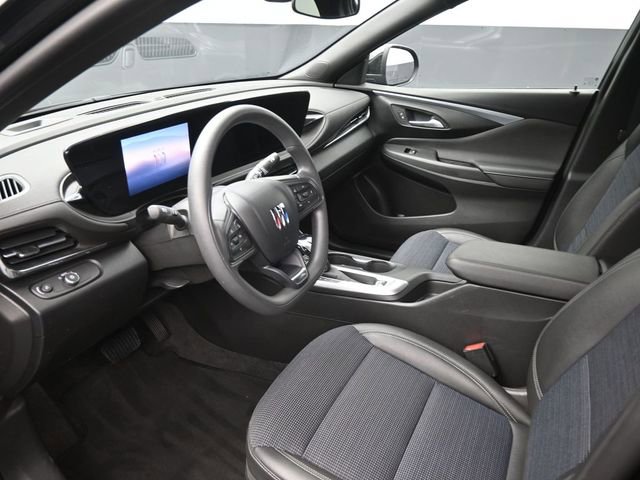 Used 2025 Buick Envista Preferred image 18