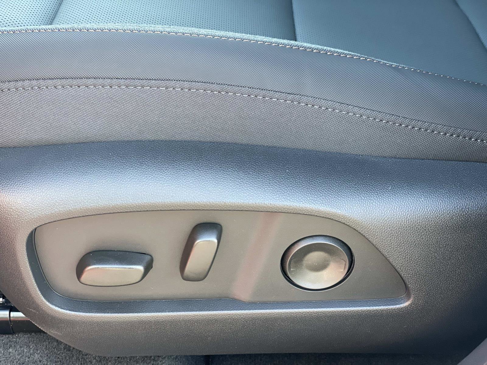 New 2026 GMC Terrain AT4 w/ Technology Package II image 20
