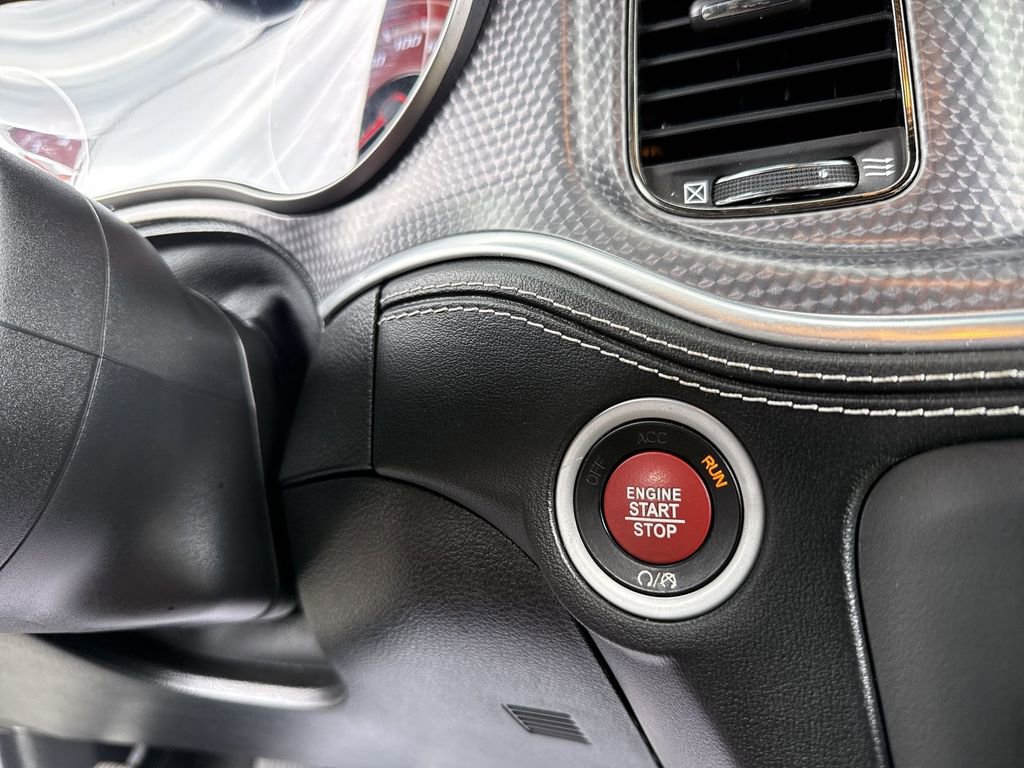 Used 2022 Dodge Charger SRT Hellcat w/ Harman/Kardon Audio Group image 16