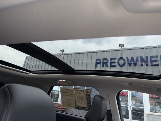 Certified 2024 Ford Edge Titanium AWD/4WD image 11