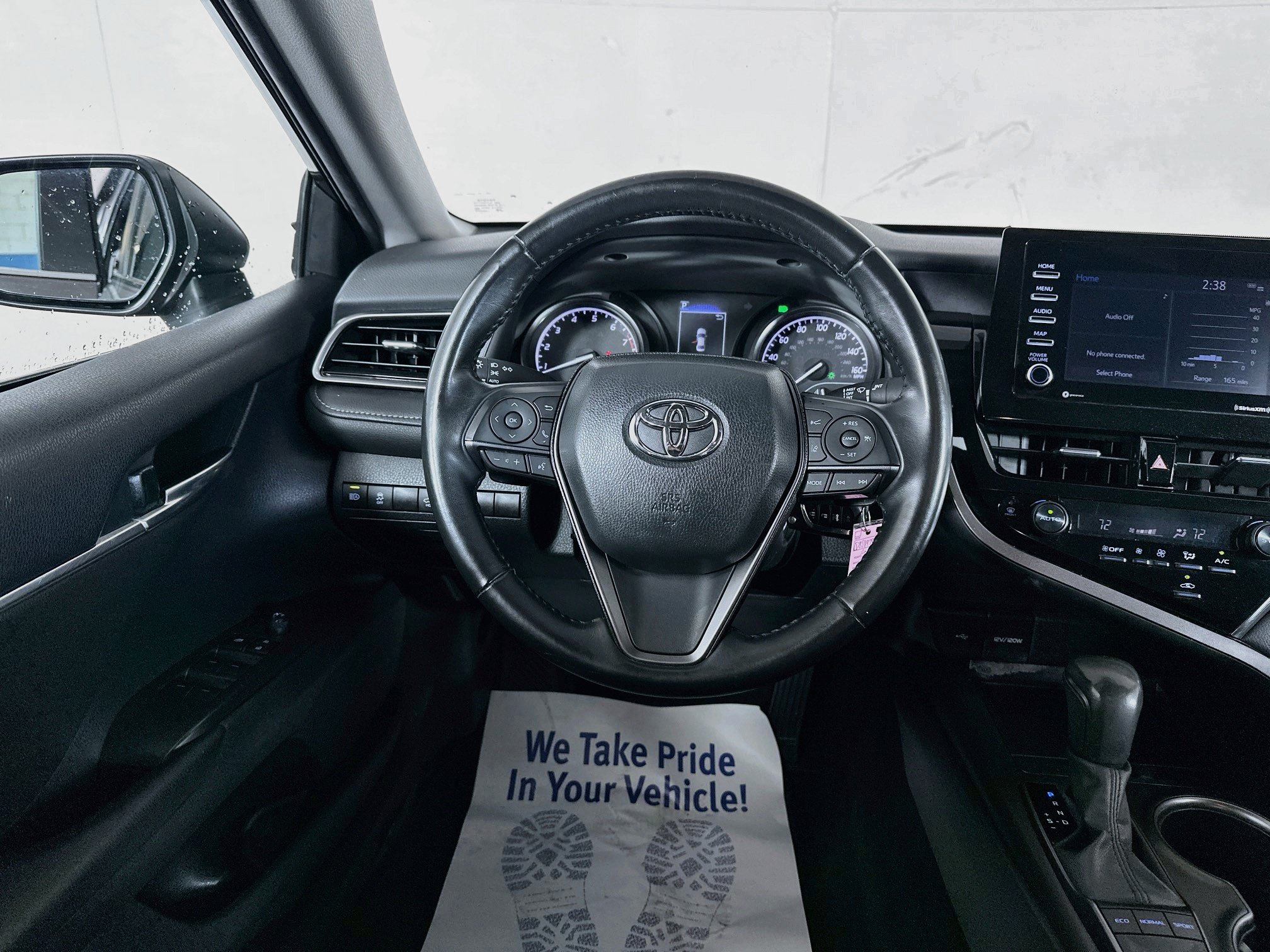 Used 2024 Toyota Camry SE FWD image 20