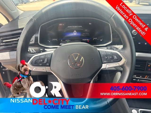 Used 2025 Volkswagen Jetta SE FWD image 17