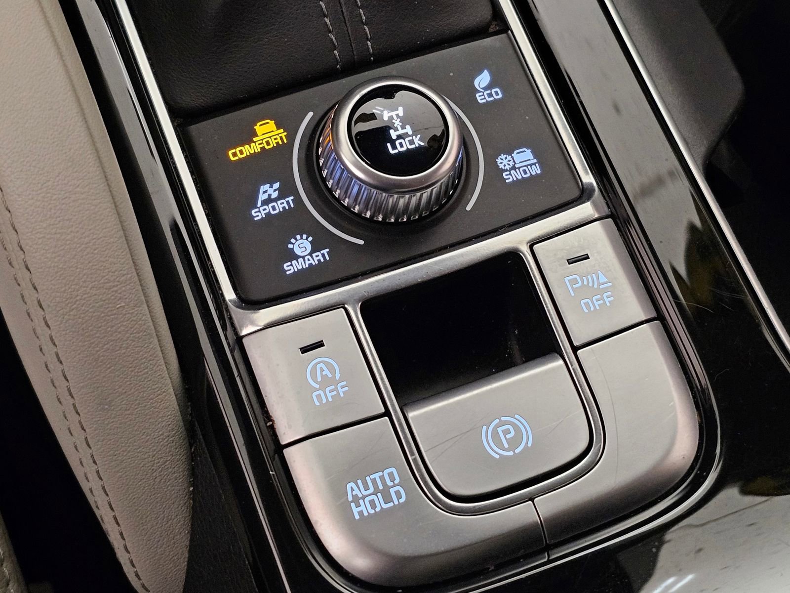 Used 2022 Kia Telluride EX w/ EX Premium Package image 31