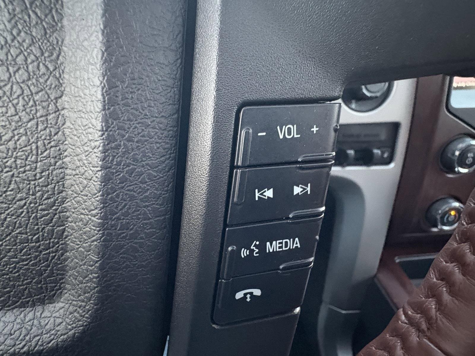 Used 2014 Ford F150 King Ranch w/ King Ranch Luxury Package image 34