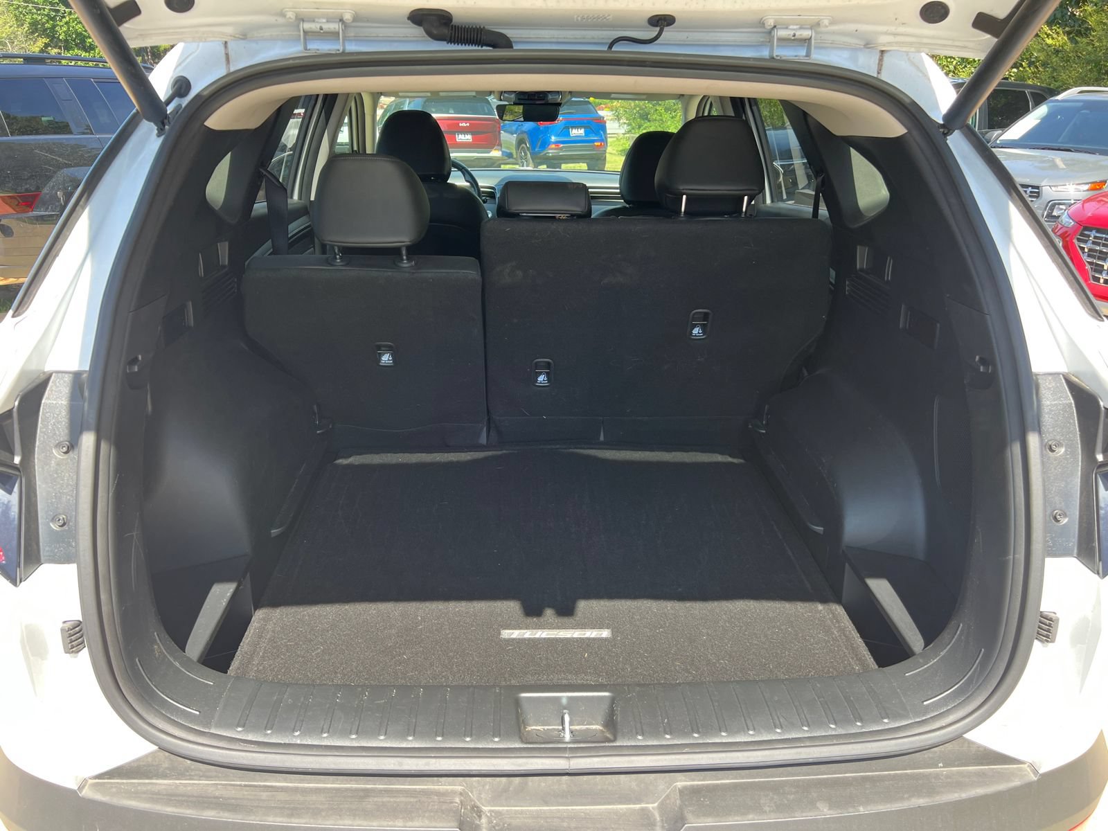 Used 2024 Hyundai Tucson Limited AWD/4WD image 16