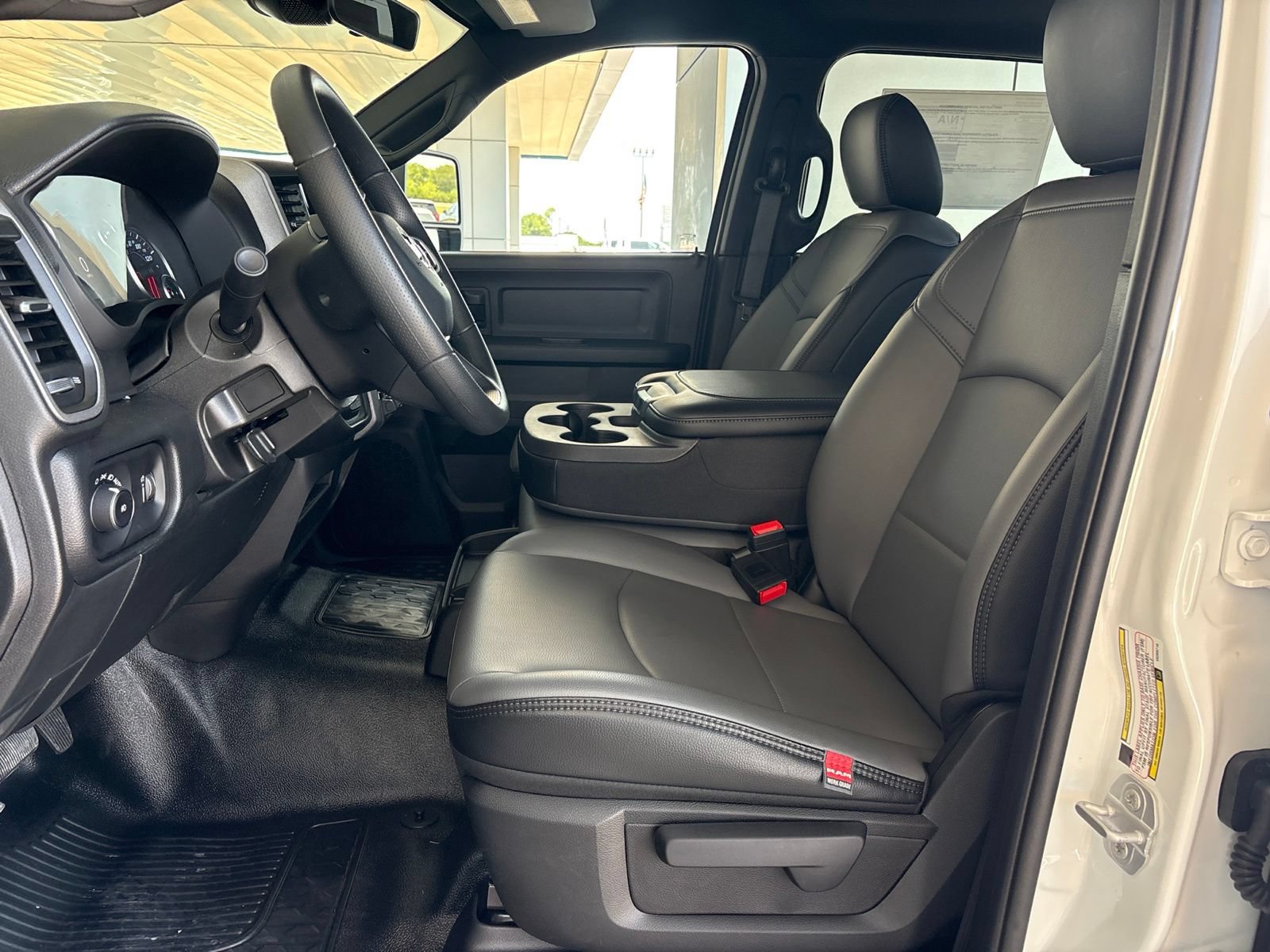 New 2027 RAM 3500 Tradesman AWD/4WD image 12