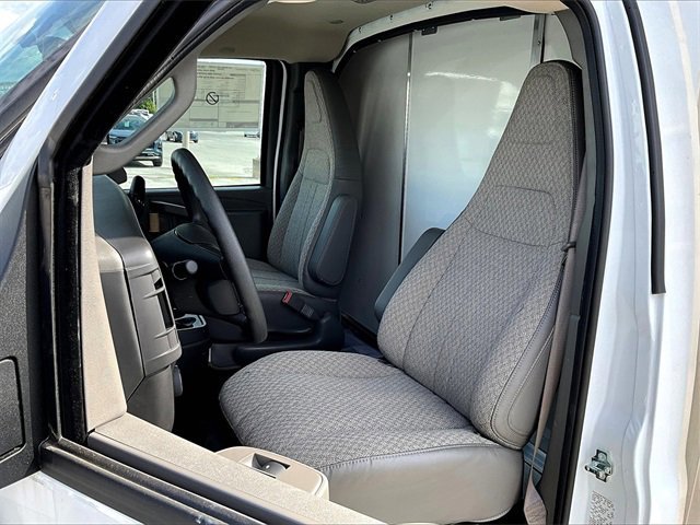 New 2025 Chevrolet Express 3500 w/ Power Convenience Package image 9