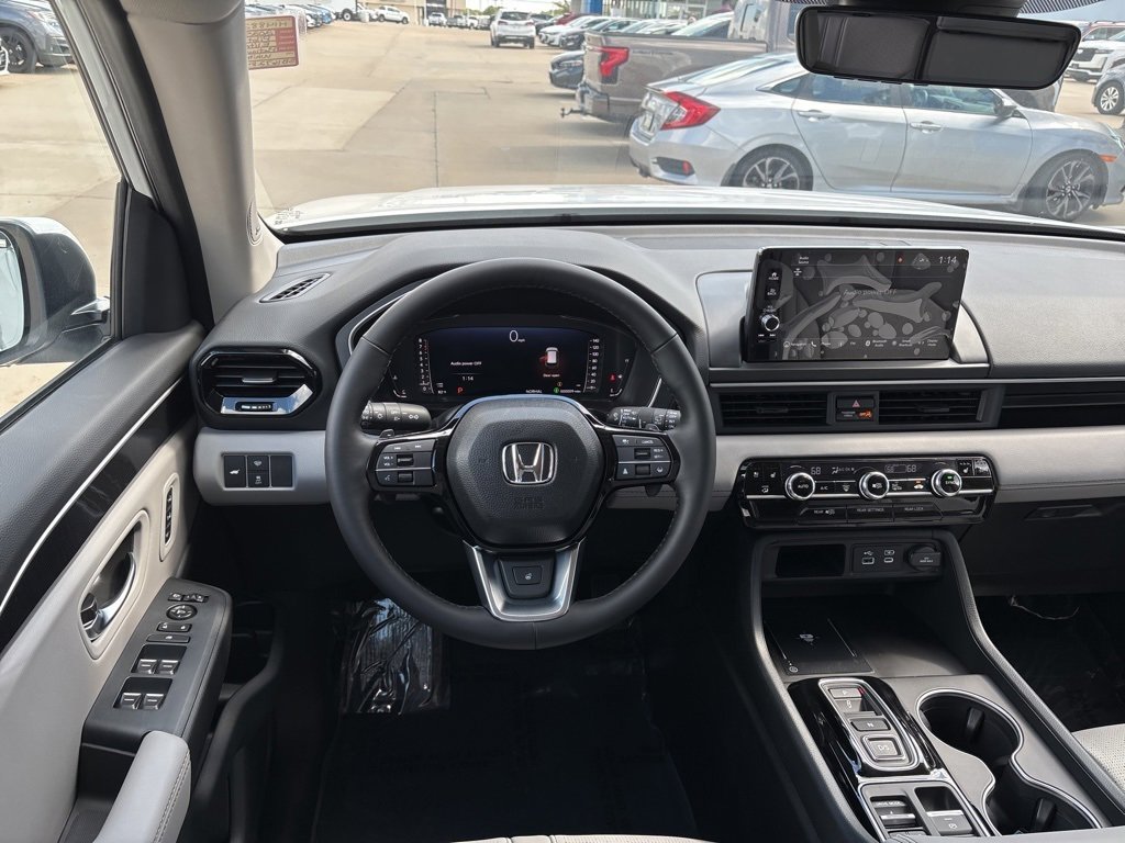 New 2025 Honda Pilot Elite image 21