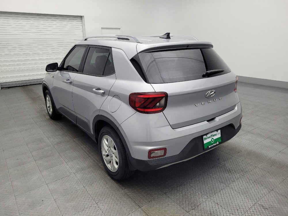 Used 2020 Hyundai Venue SEL image 5