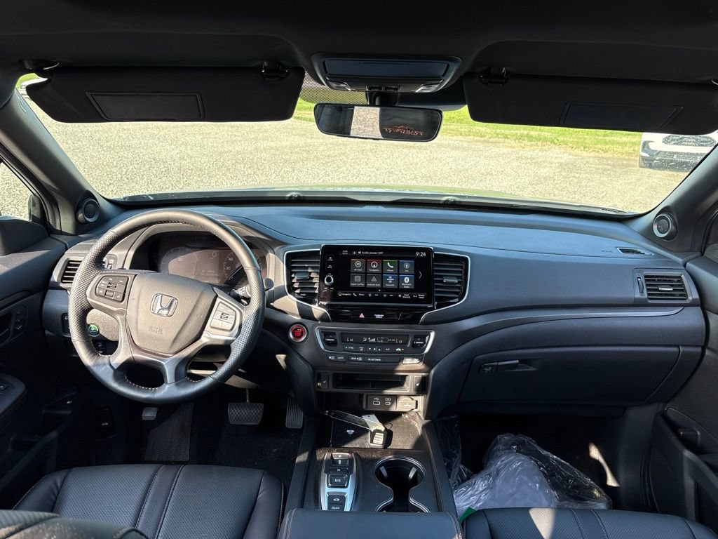 Used 2025 Honda Ridgeline TrailSport image 19