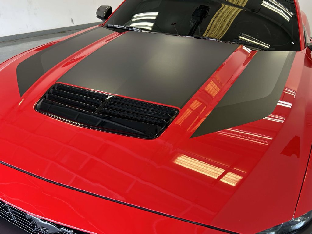 Used 2026 Ford Mustang Dark Horse RWD image 8