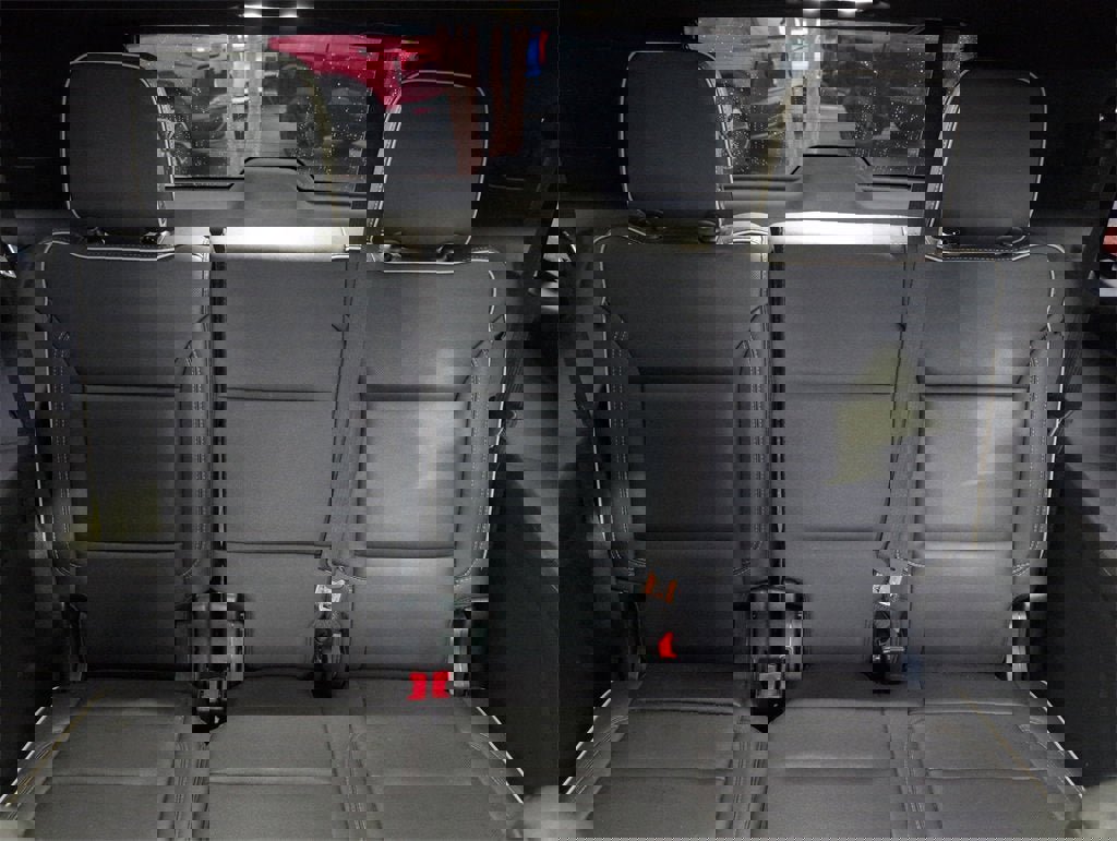 Certified 2023 GMC Yukon SLT w/ SLT Premium Package image 27