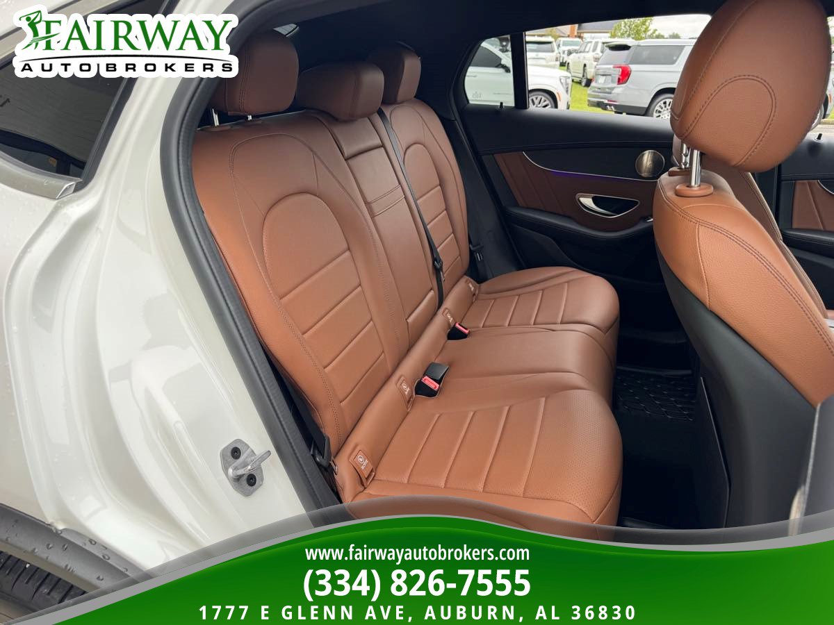 Used 2023 Mercedes-Benz GLC 300 4MATIC Coupe image 13