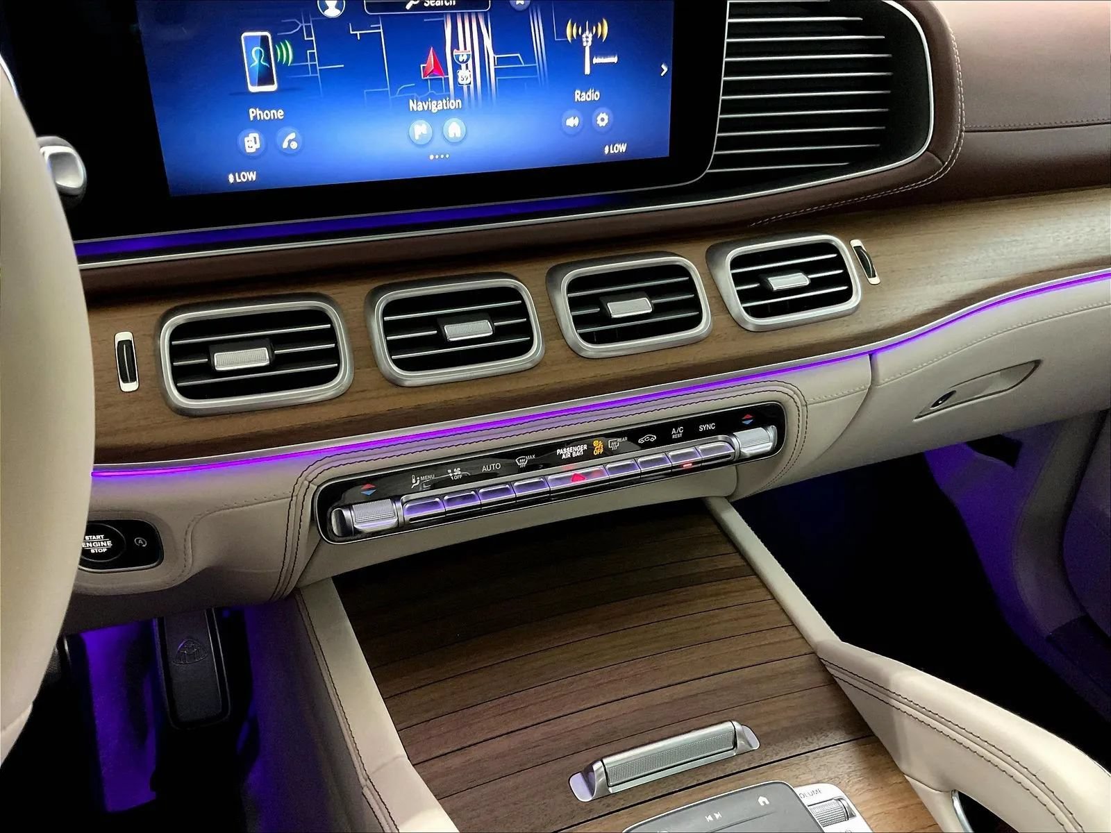 Used 2024 Mercedes-Benz Maybach GLS 600 4MATIC image 24