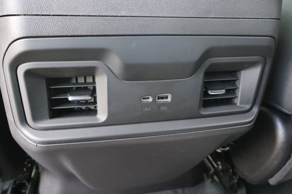 Used 2025 Chevrolet Silverado 1500 LT Trail Boss w/ Convenience Package II AWD/4WD image 19