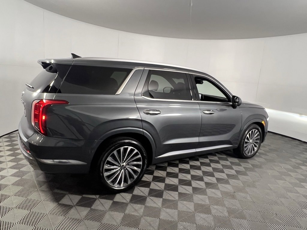 Used 2025 Hyundai Palisade Calligraphy image 6