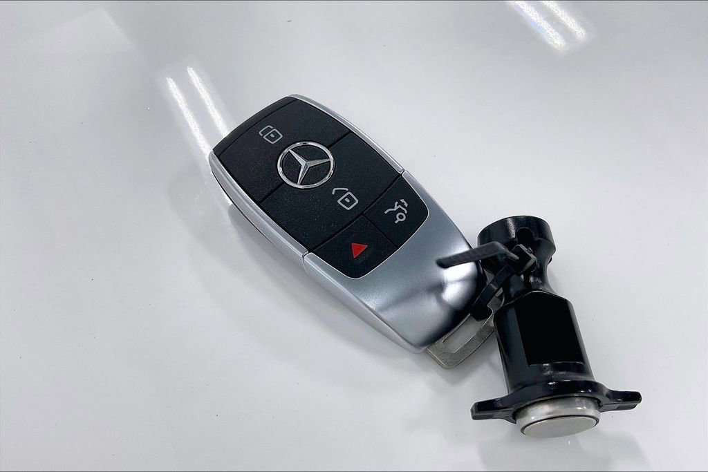 Used 2021 Mercedes-Benz CLA 250 image 13