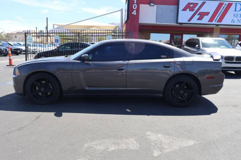 Used 2013 Dodge Charger R/T RWD image 4