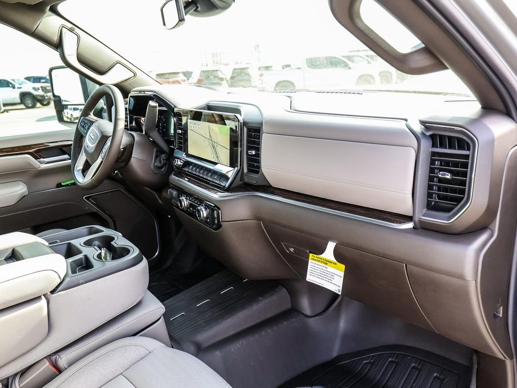 New 2026 GMC Sierra 2500 SLE image 17