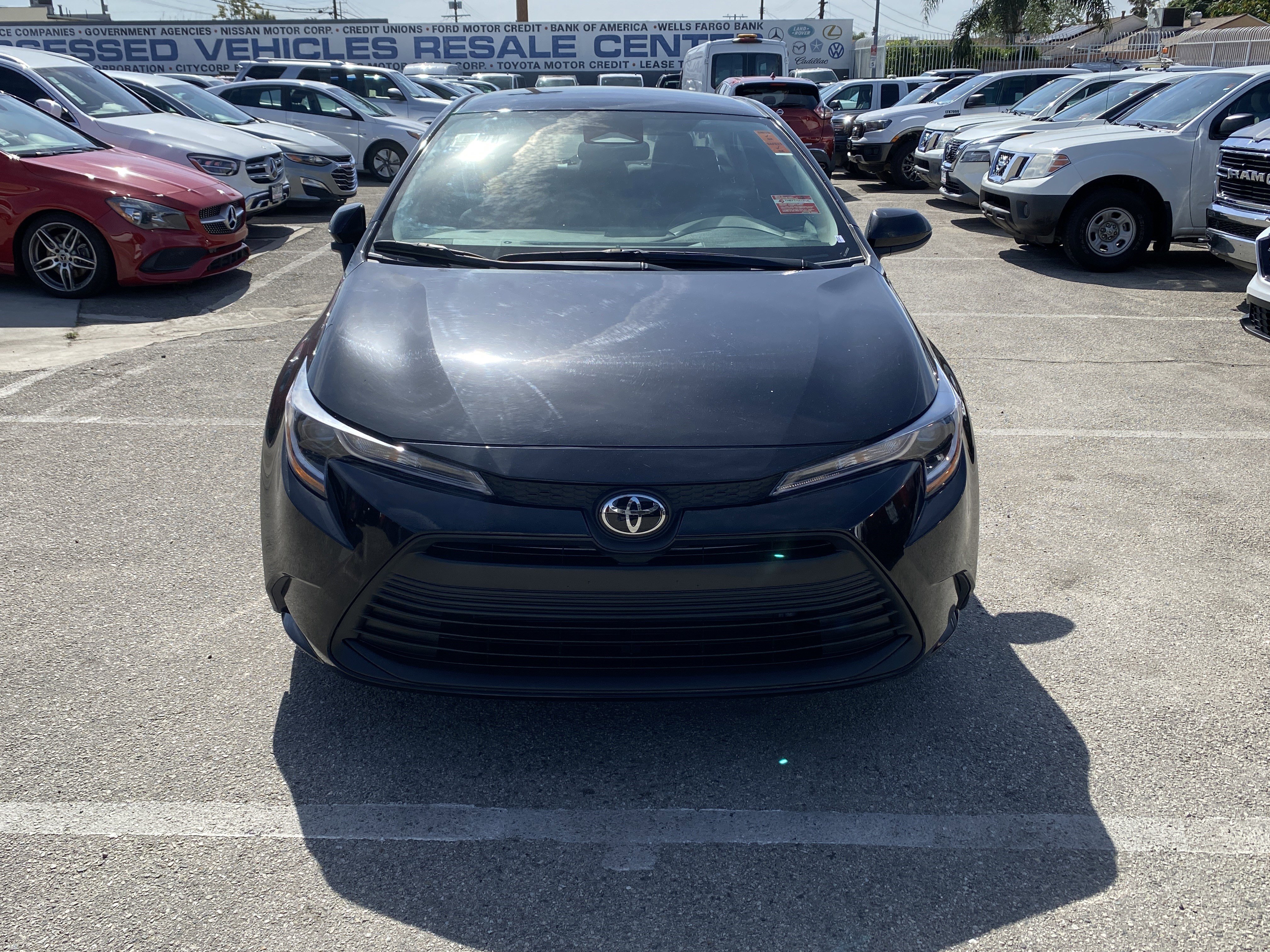 Used 2025 Toyota Corolla LE image 3