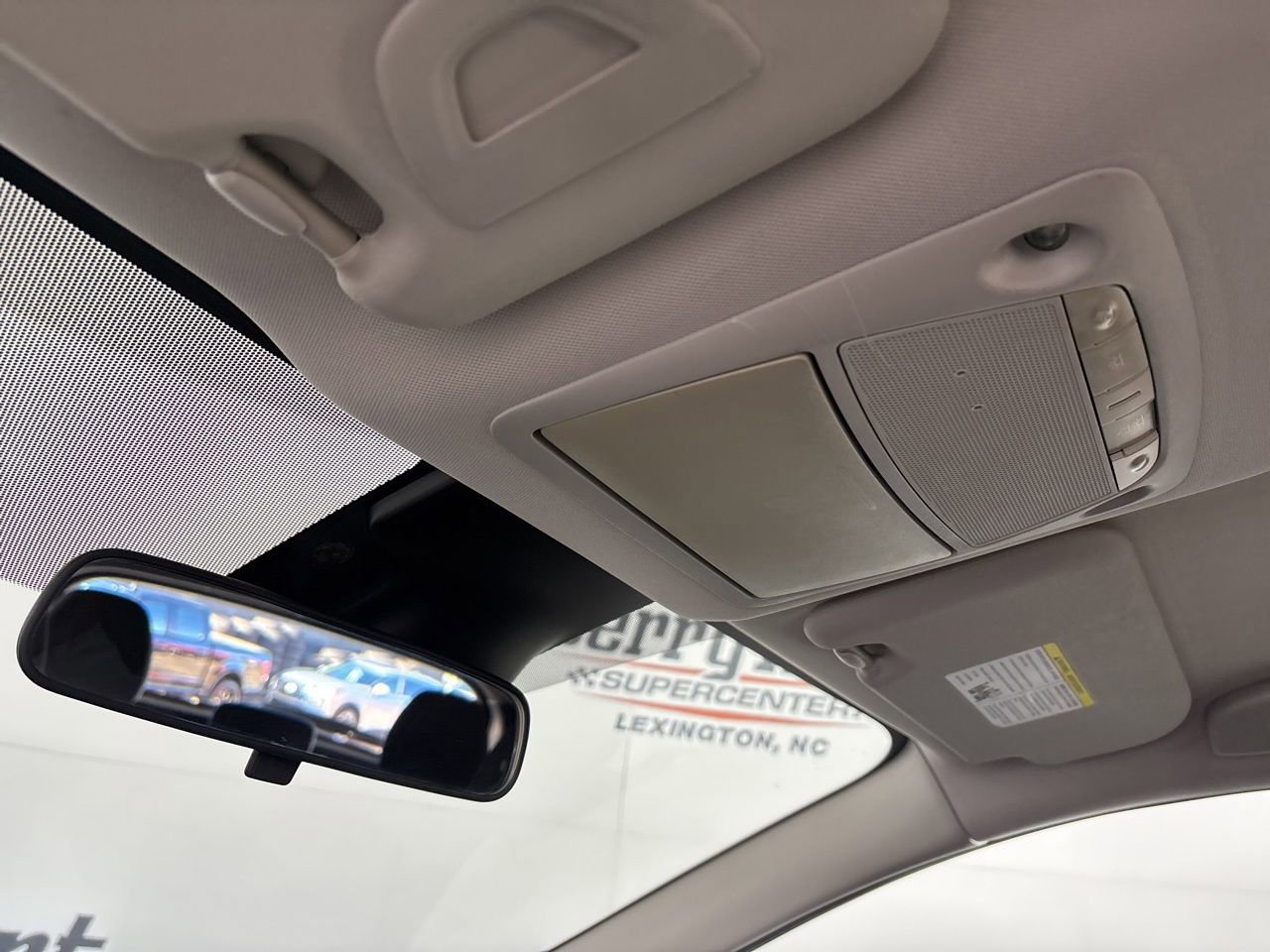 Used 2021 Nissan Rogue Sport S image 19