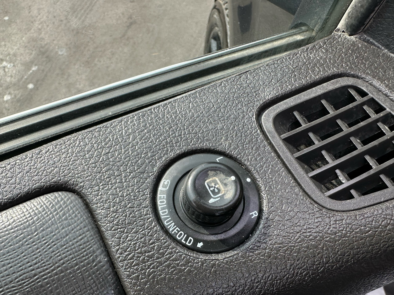 Used 2019 Ford Flex Limited image 14