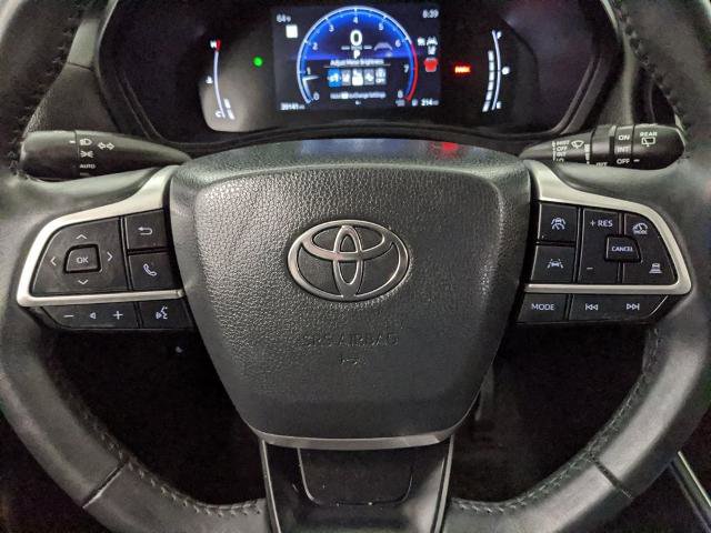 Used 2024 Toyota Grand Highlander XLE image 12