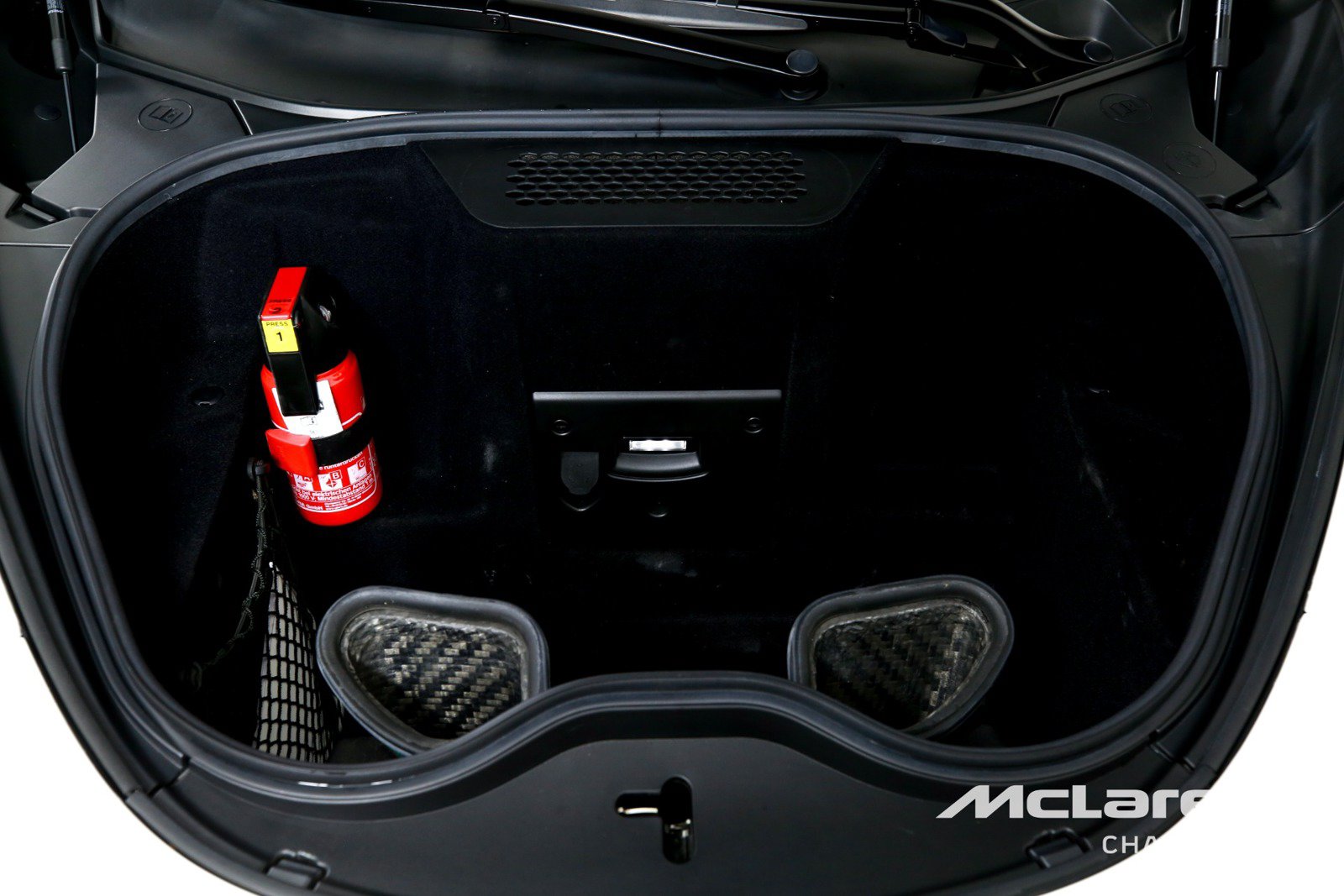Used 2020 McLaren 620R RWD image 17