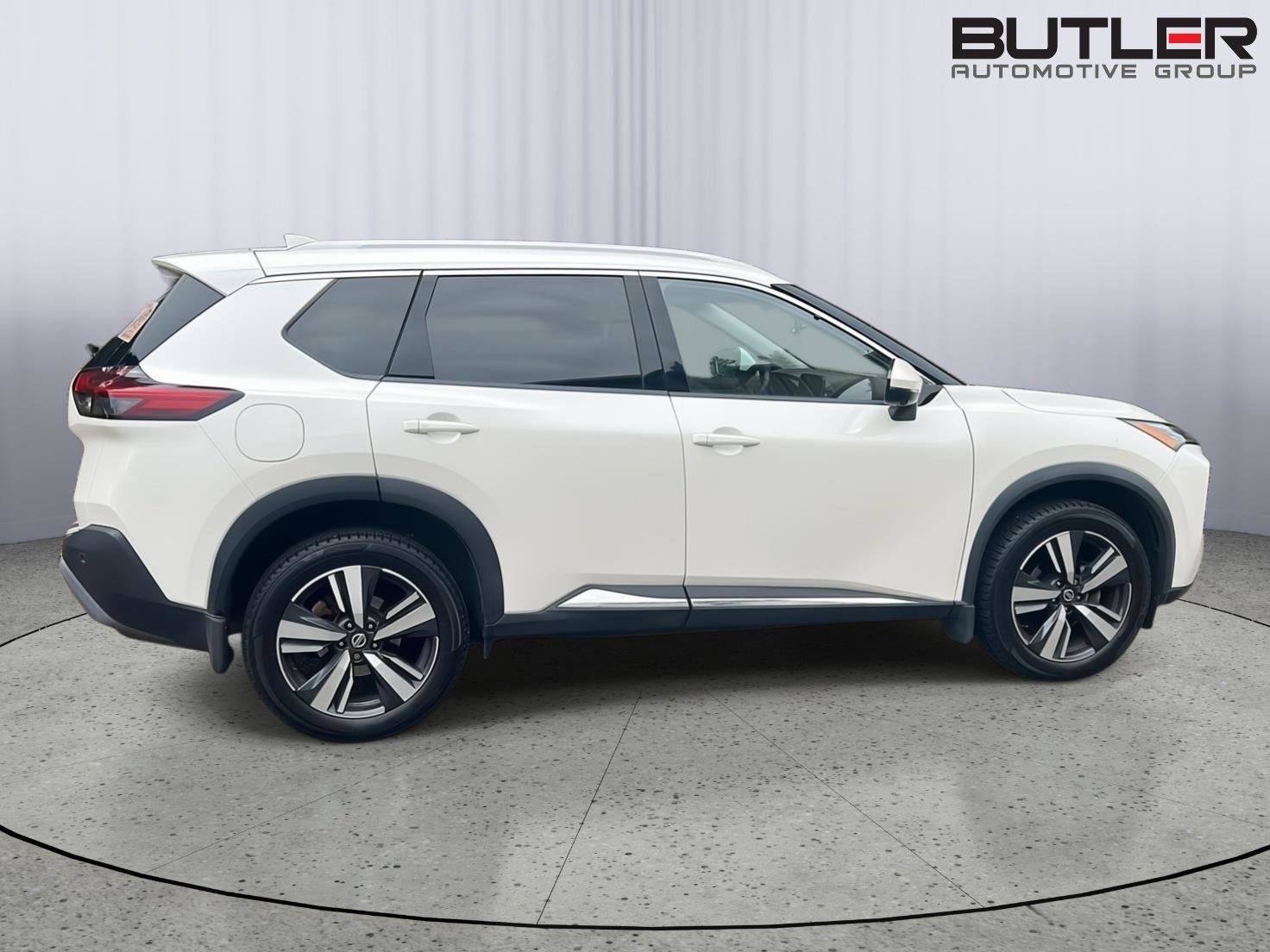 Used 2021 Nissan Rogue SL w/ Premium Package image 7