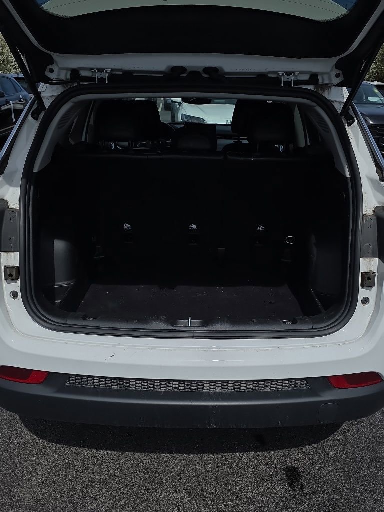 Used 2022 Jeep Compass Latitude image 24