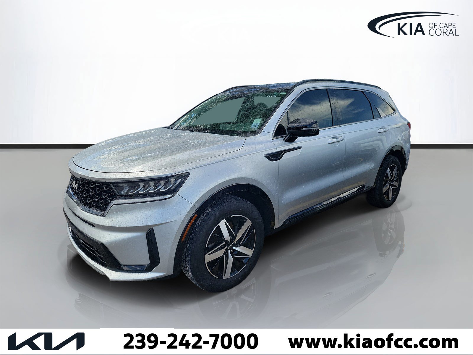Used 2022 Kia Sorento S w/ Panoramic Sunroof Package FWD image 3