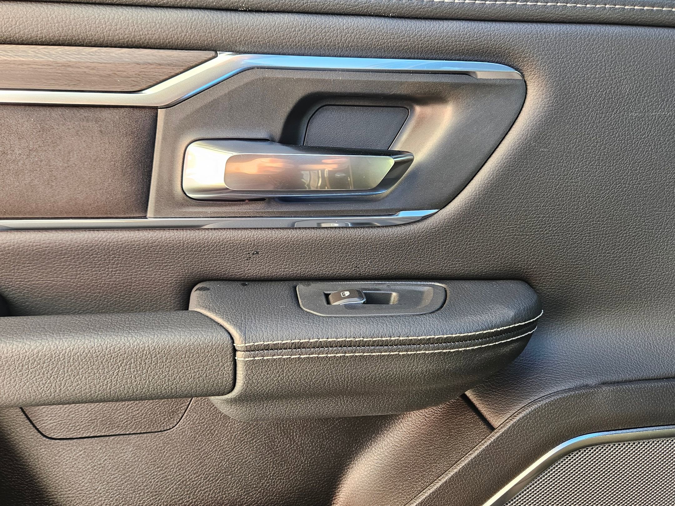 New 2026 RAM 1500 Laramie w/ Night Edition image 21