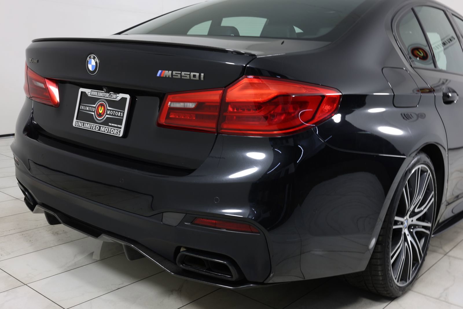 Used 2019 BMW M550i xDrive AWD/4WD image 44