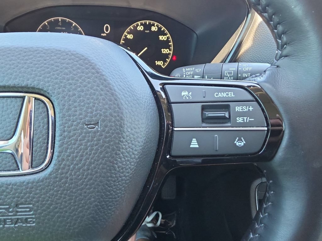 Used 2025 Honda CR-V EX-L image 16
