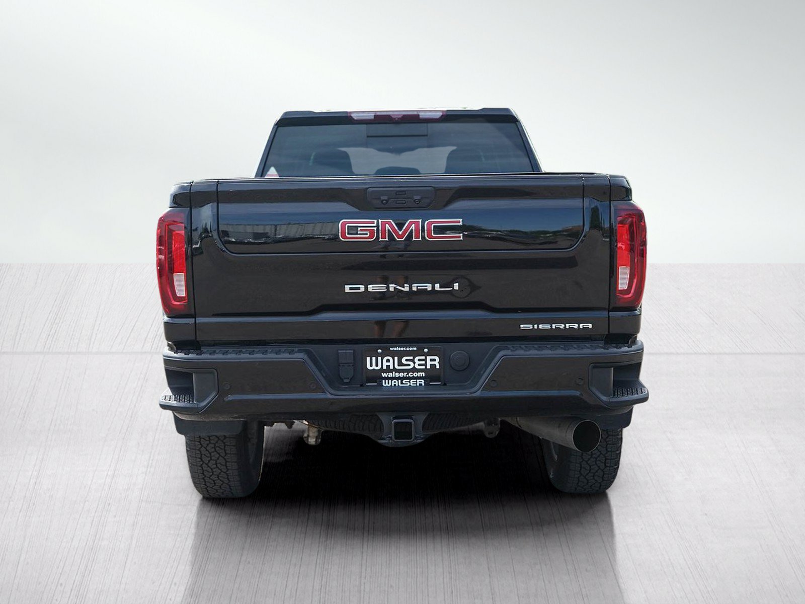 Used 2022 GMC Sierra 3500 Denali AWD/4WD image 4