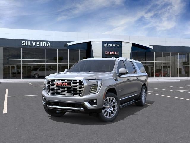 New 2026 GMC Yukon XL Denali w/ Denali Reserve Package AWD/4WD image 8