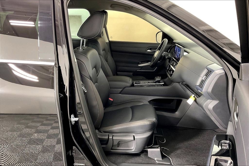 New 2026 Nissan Pathfinder SL AWD/4WD image 43