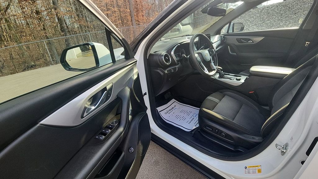 Used 2024 Chevrolet Blazer LT w/ Convenience Package image 13