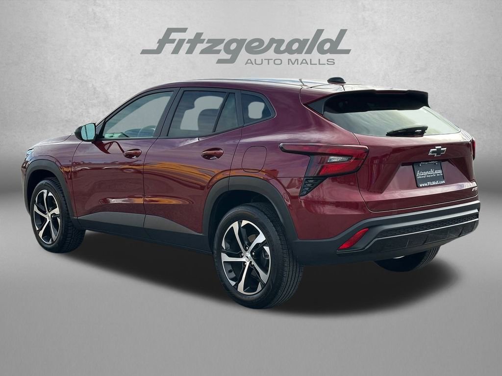 Used 2024 Chevrolet Trax RS image 9