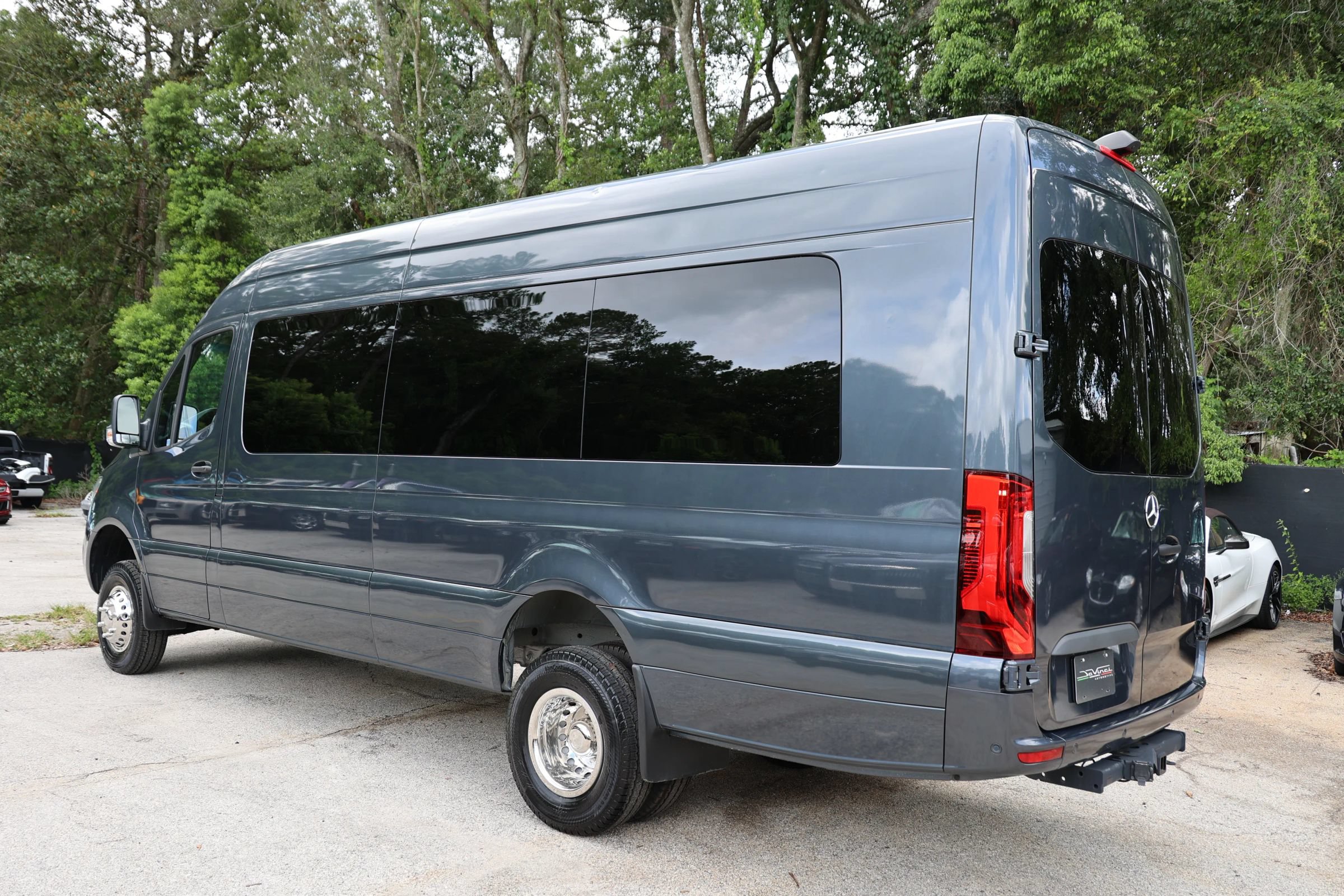 Used 2024 Mercedes-Benz Sprinter 3500 w/ Parking Package image 31