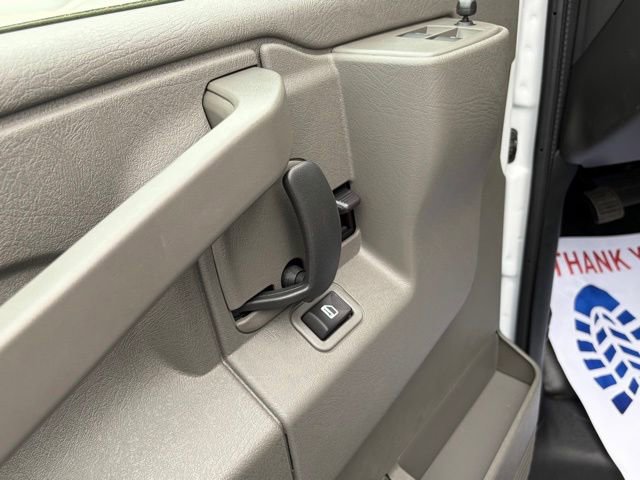 New 2026 Chevrolet Express 2500 w/ Driver Convenience Package RWD image 10