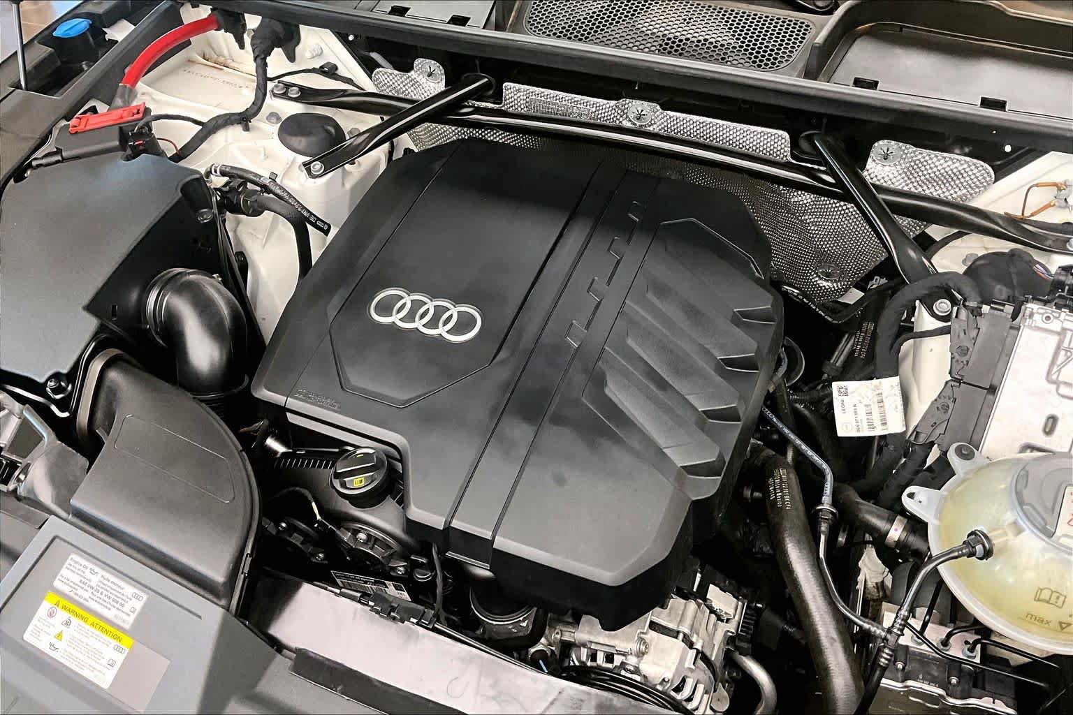 Used 2023 Audi Q5 2.0T Premium w/ Convenience Package AWD/4WD image 31