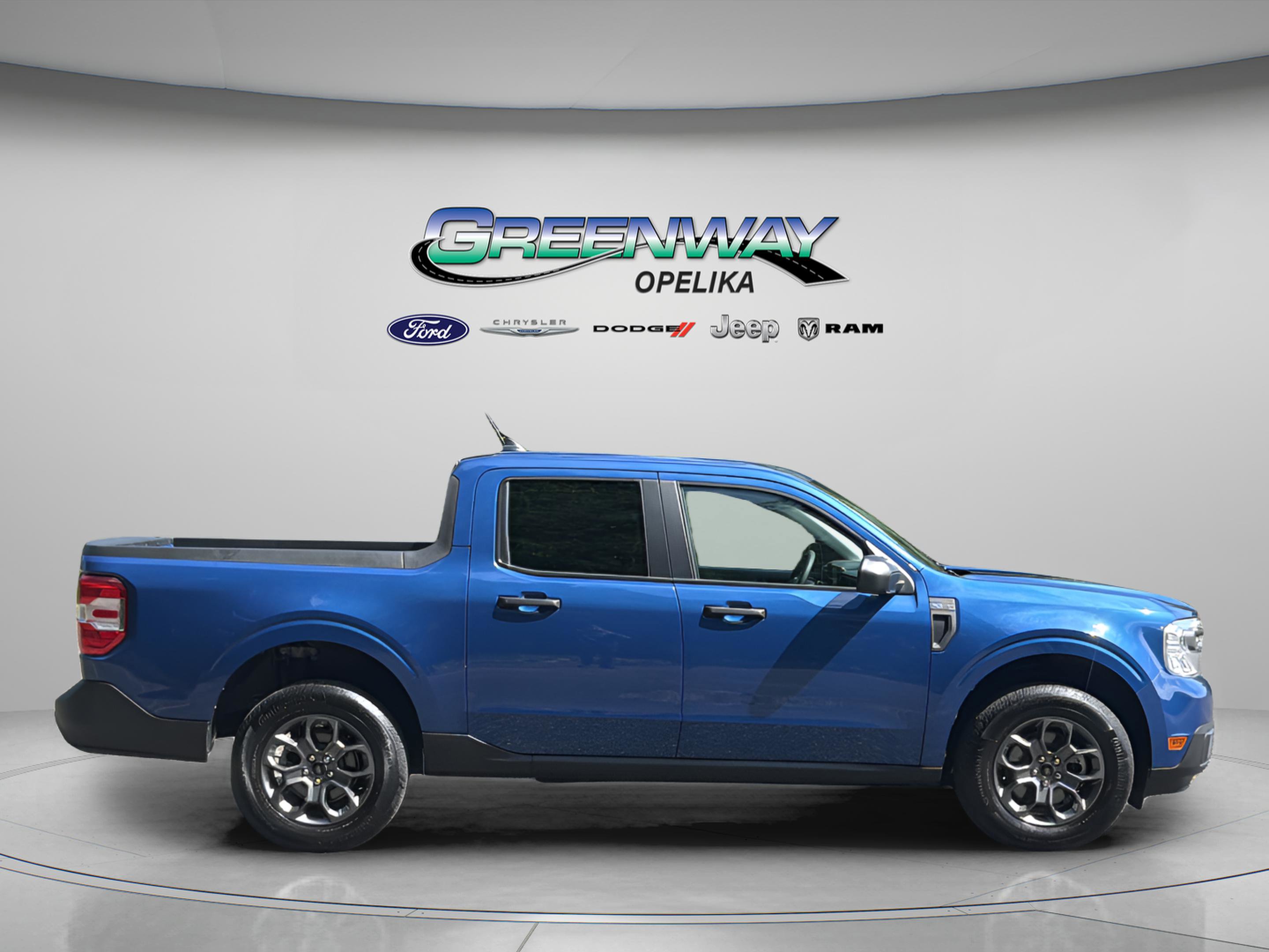 Used 2024 Ford Maverick XLT FWD image 8