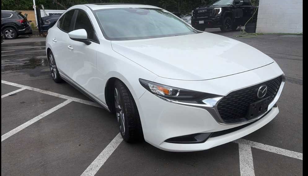 Used 2024 MAZDA MAZDA3 s FWD image 3