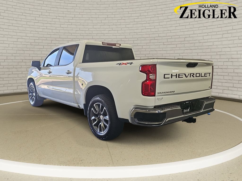Used 2024 Chevrolet Silverado 1500 LT AWD/4WD image 7