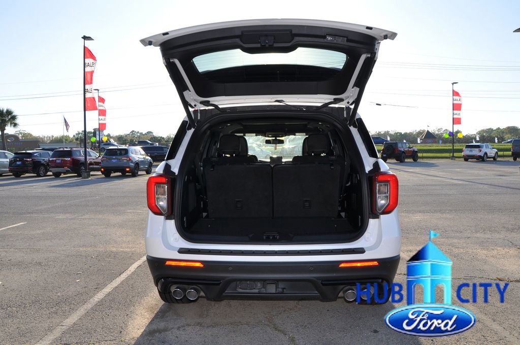 Used 2024 Ford Explorer ST w/ Equipment Group 401A image 23